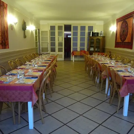 Hotel La Flamme Rouge 2*
