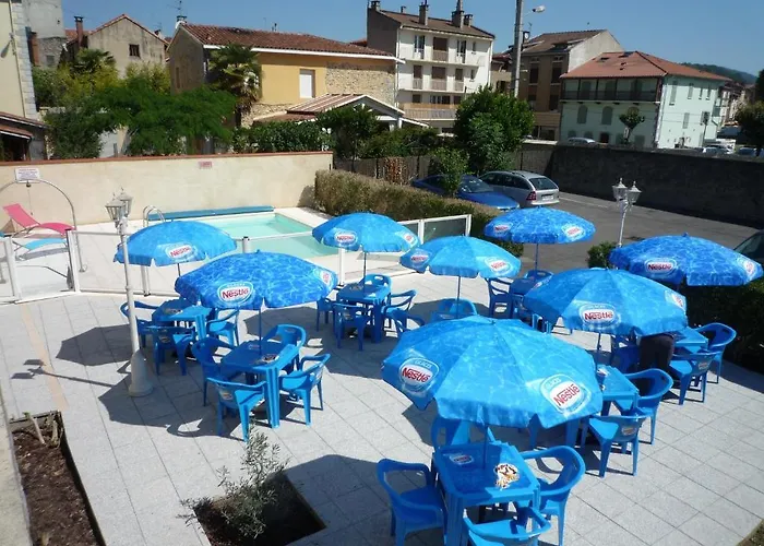 La Flamme Rouge 2* Сен-Жирон