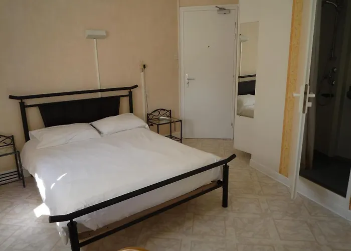 La Flamme Rouge Otel 2*